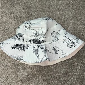 Bucket Hat